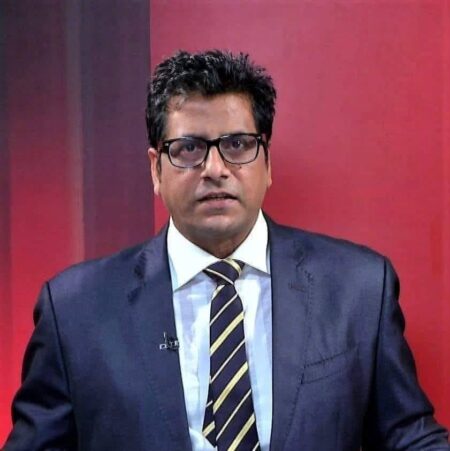 জামিনে কারামুক্ত সাংবাদিক আনিস আলমগীর