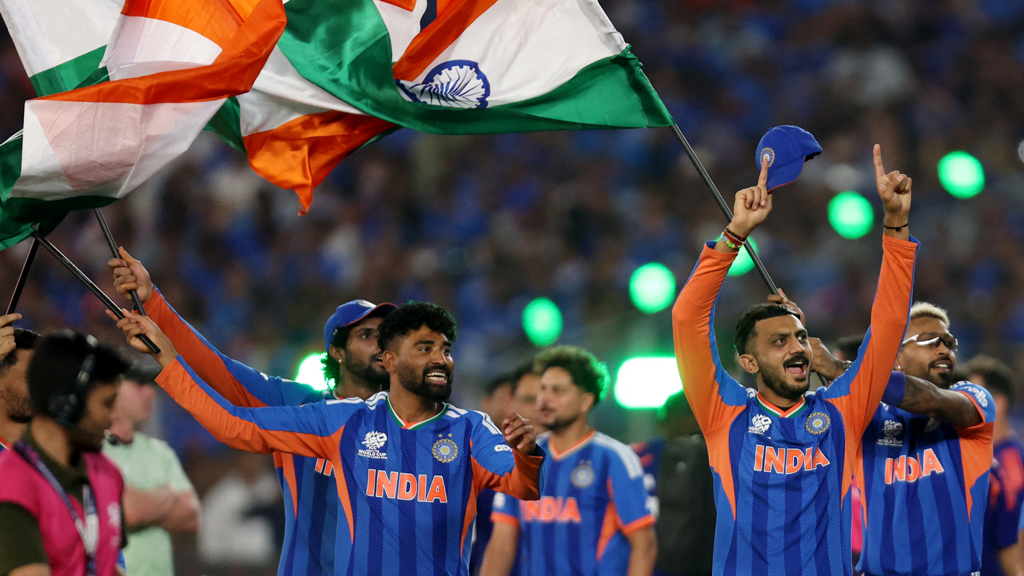 রানের সুনামিতে নিউ জিল্যান্ডকে উড়িয়ে টি–টোয়েন্টি বিশ্বকাপ জিতল ভারত